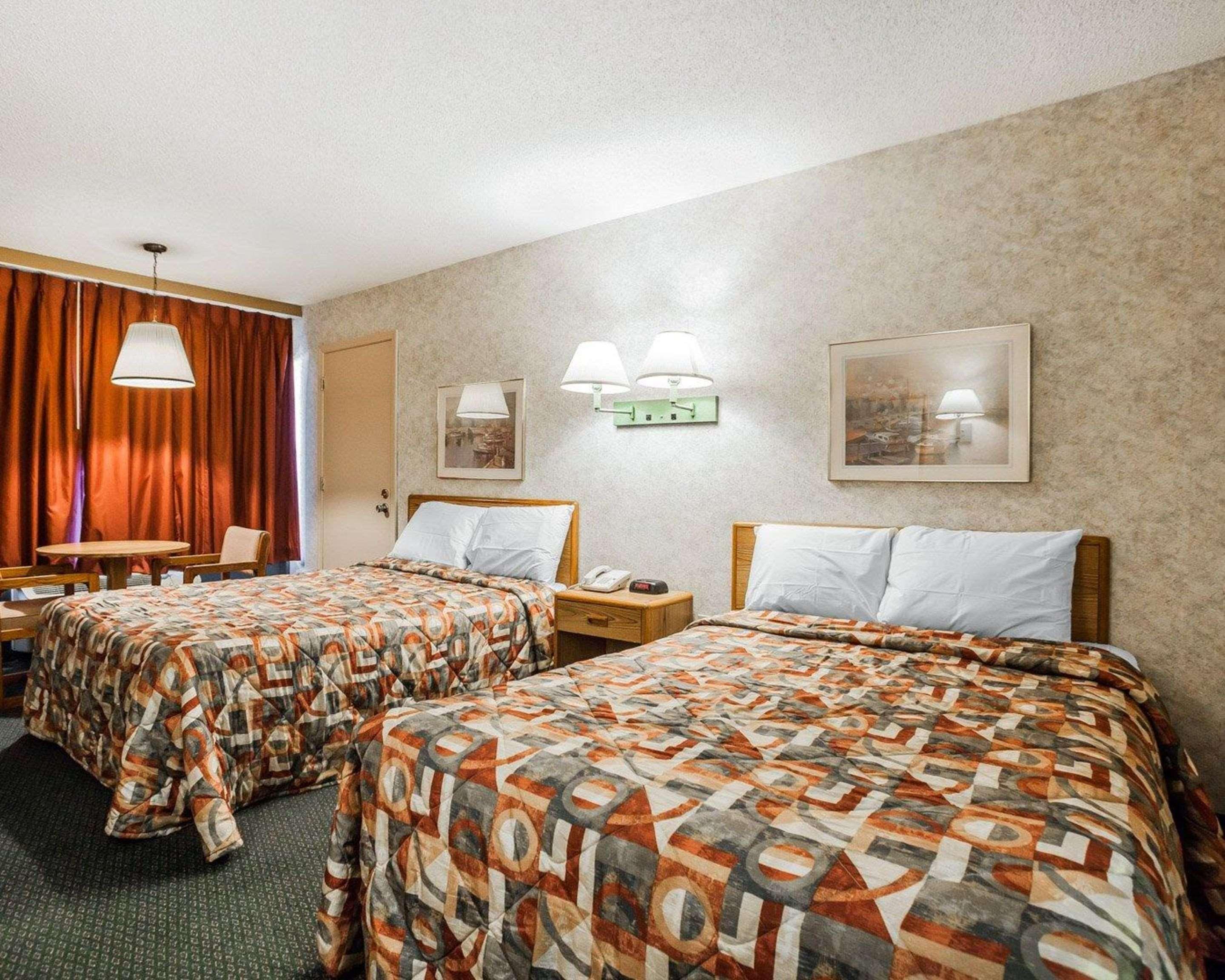 Econo Lodge Jefferson City Exterior foto